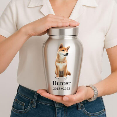 Personalised Dog Urn with Full Pet Portrait –...