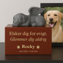 Tilpasset hundeurneæske i træ med englehundestatue - Askeurne til kæledyr med navn, datoer og hyldest