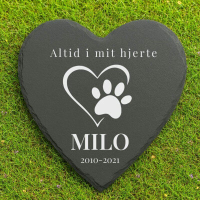Personalised Heart Dog Grave Marker – Slate Pet...